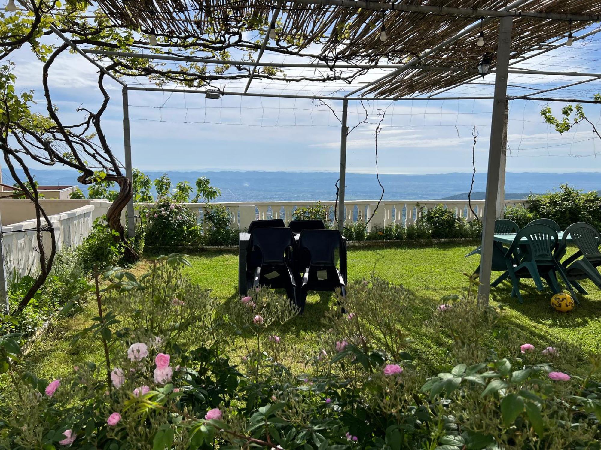 Garden Villa Guni Κρούγια Εξωτερικό φωτογραφία