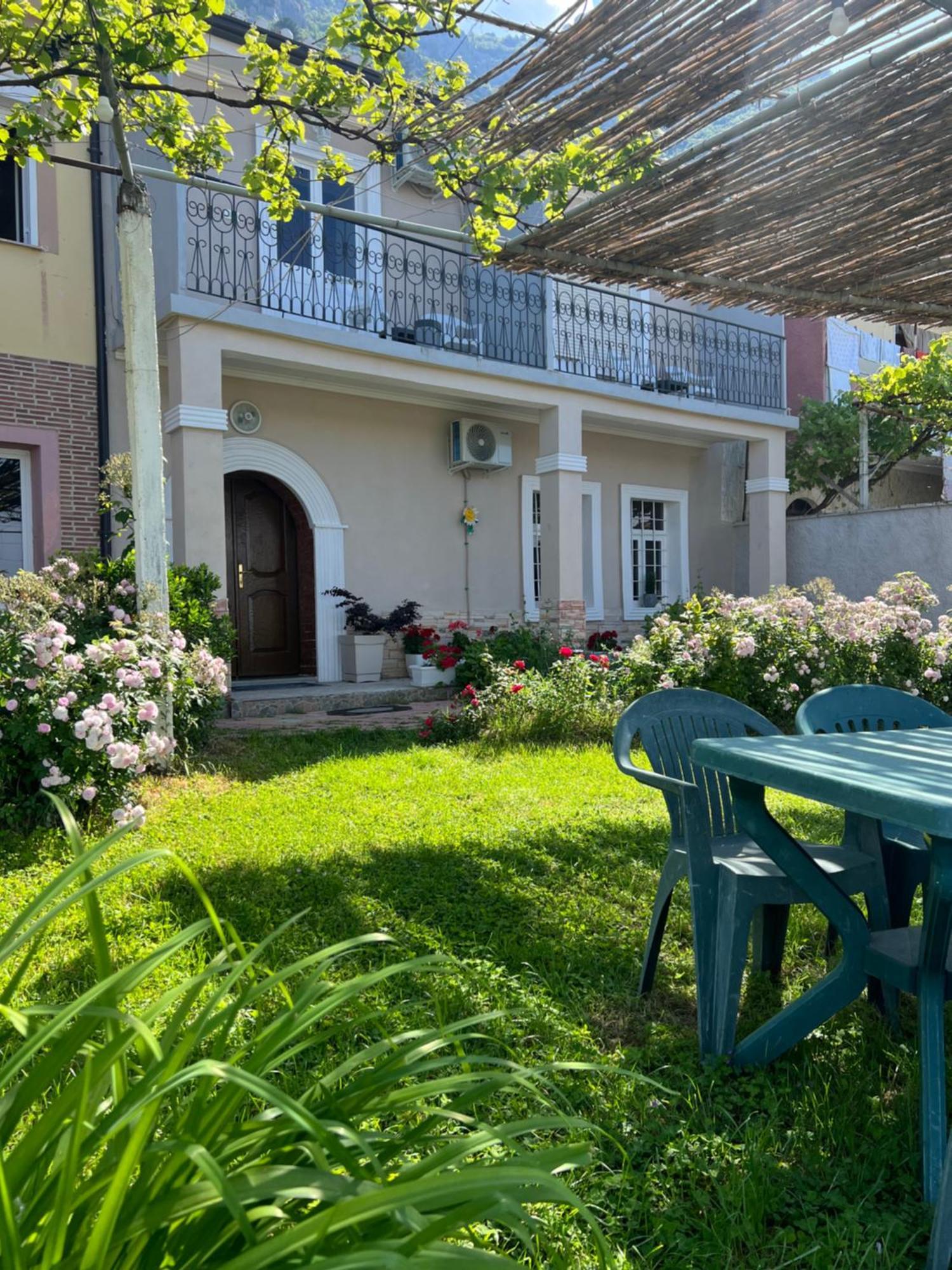 Garden Villa Guni Κρούγια Εξωτερικό φωτογραφία